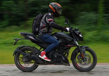 Bajaj Pulsar N200 Authentic Image2