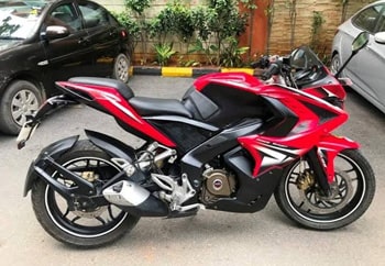 Bajaj Pulsar RS 200 Authentic Image1